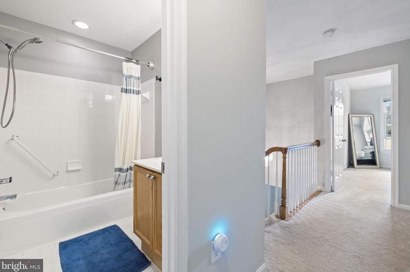 21825 Formosa Sq, Dulles VA  20164-7036 exterior