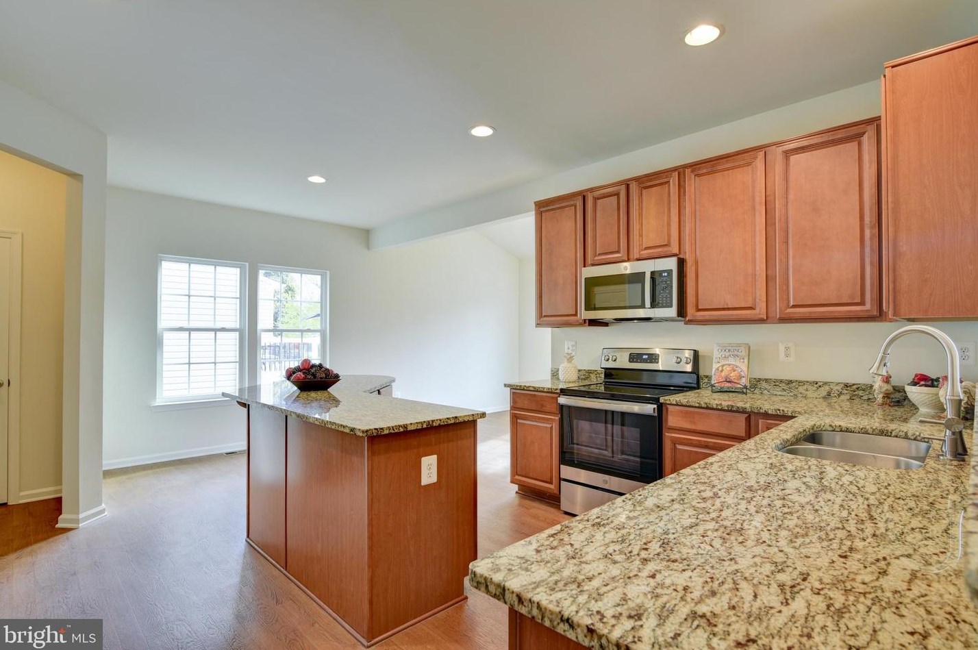 25 Black Forest Ln, Lovettsville, VA 20180