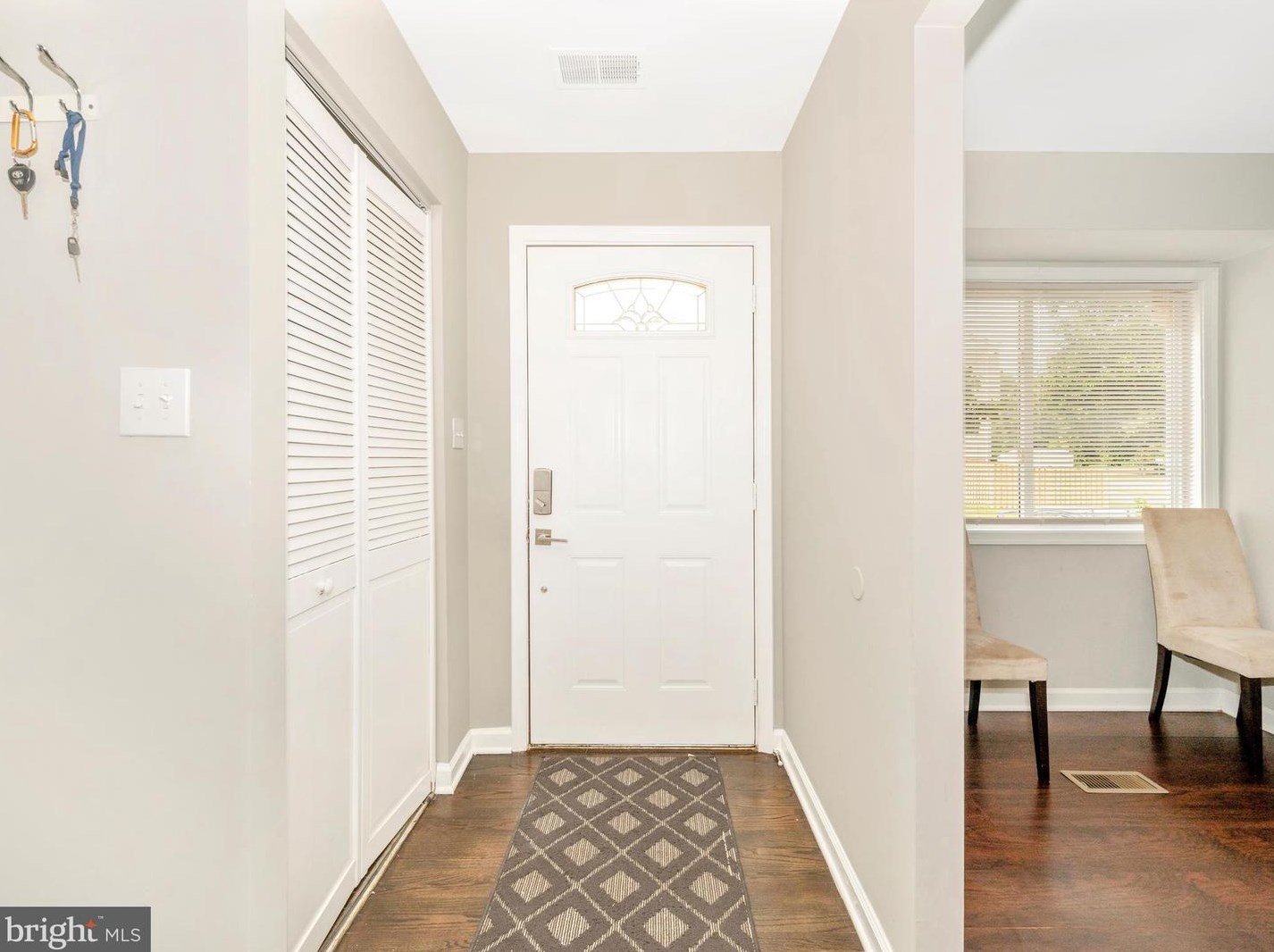 806 Brethour Ct, Dulles VA  20164-1438 exterior