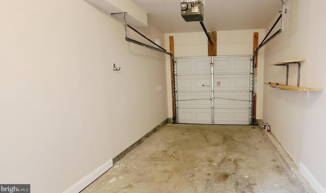 42529 Hollyhock Ter, Ashburn VA 20148-4839 exterior