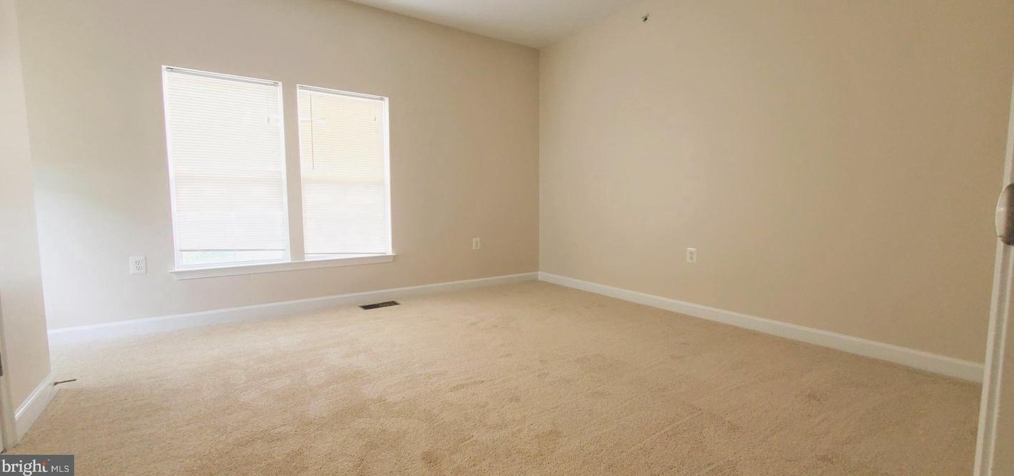 42529 Hollyhock Ter, Ashburn VA 20148-4839 exterior