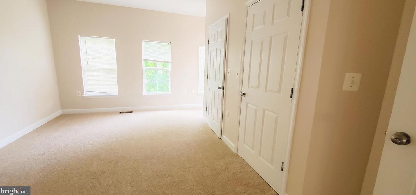 42529 Hollyhock Ter, Ashburn VA 20148-4839 exterior