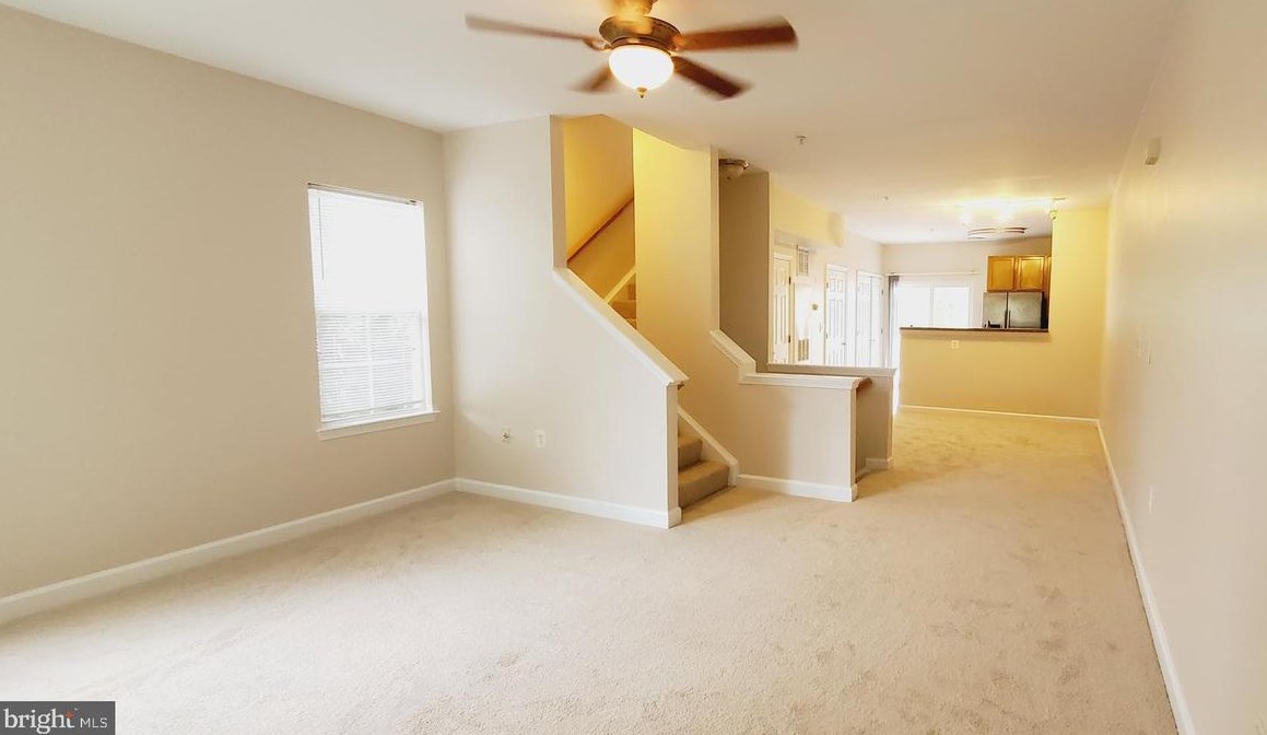 42529 Hollyhock Ter, Ashburn VA 20148-4839 exterior