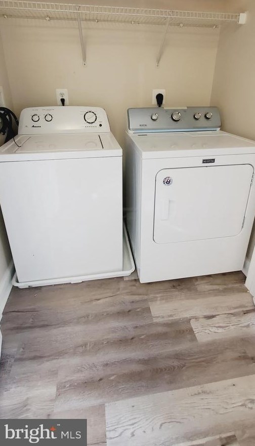 42529 Hollyhock Ter, Ashburn VA 20148-4839 exterior