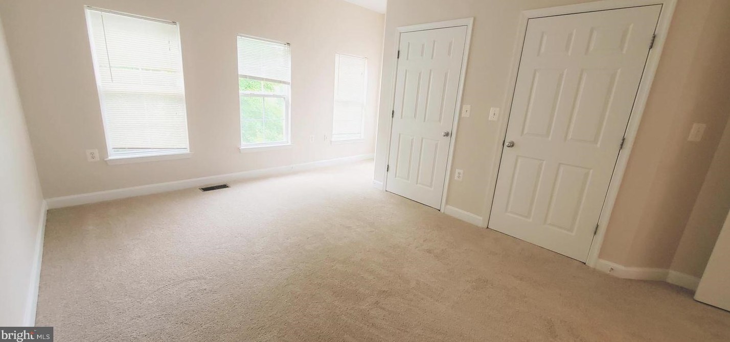 42529 Hollyhock Ter, Ashburn VA 20148-4839 exterior