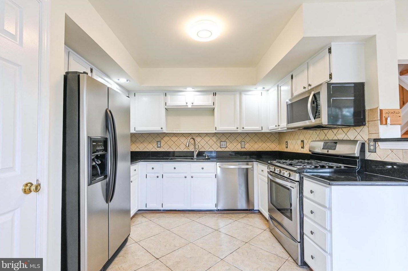 43469 Postrail Sq, Ashburn VA  20147-4632 exterior