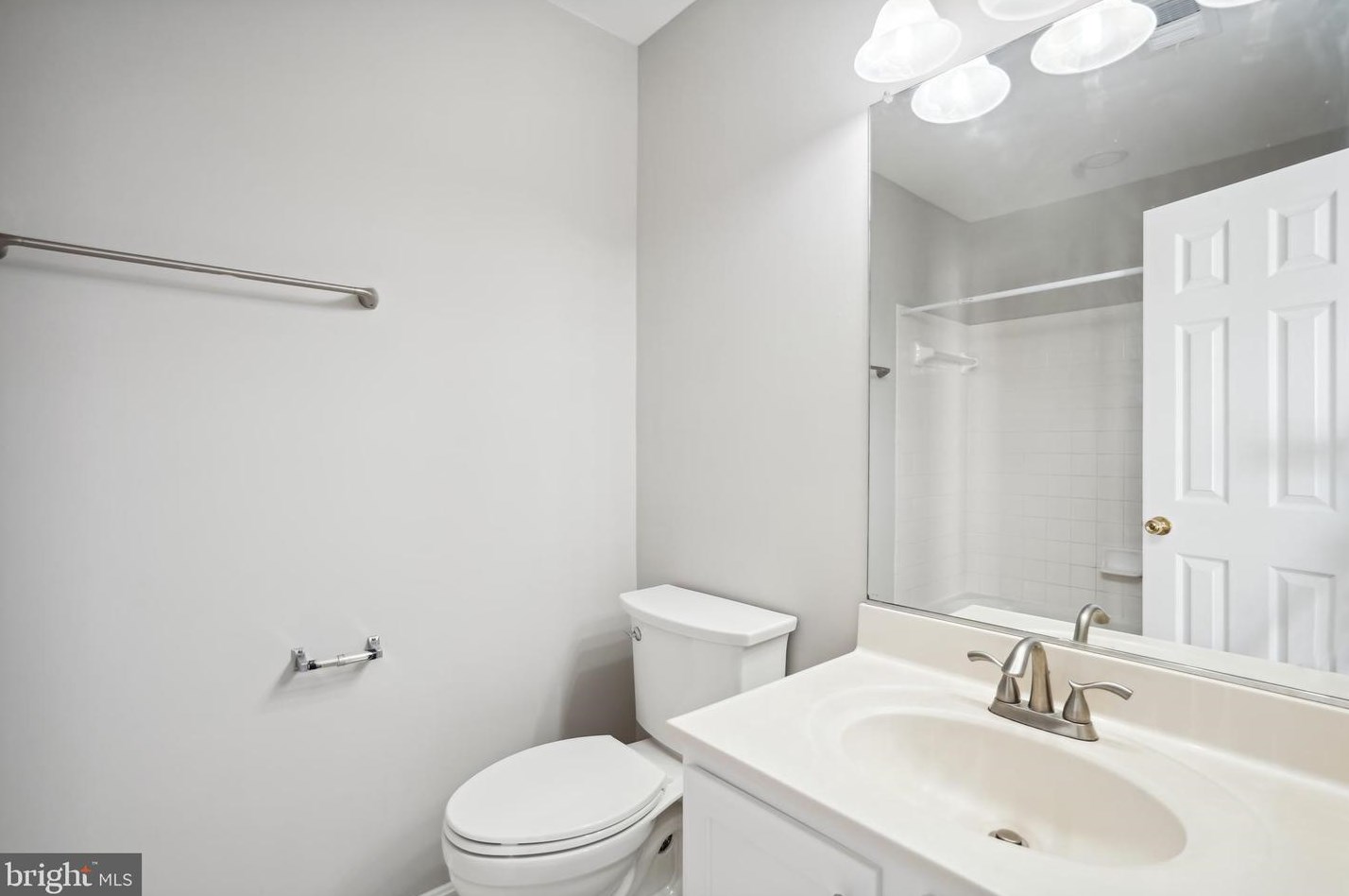 22989 Whitehall Ter, Dulles VA  exterior