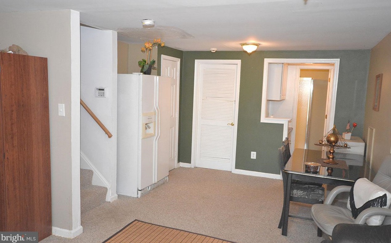 43972 Kitts Hill Ter, Ashburn VA  20147-4803 exterior