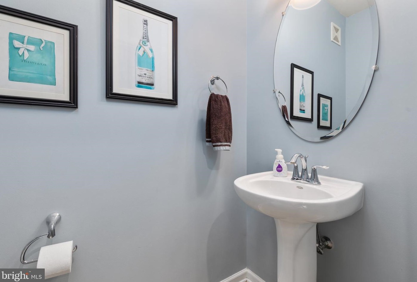 42591 Hollyhock Ter, Ashburn VA 20148-6408 exterior