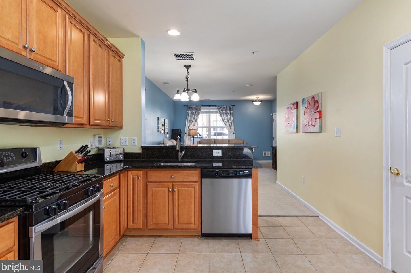 42591 Hollyhock Ter, Ashburn VA 20148-6408 exterior