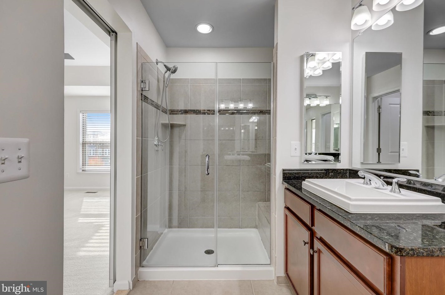 23419 Epperson Sq, Ashburn VA  20148-7428 exterior