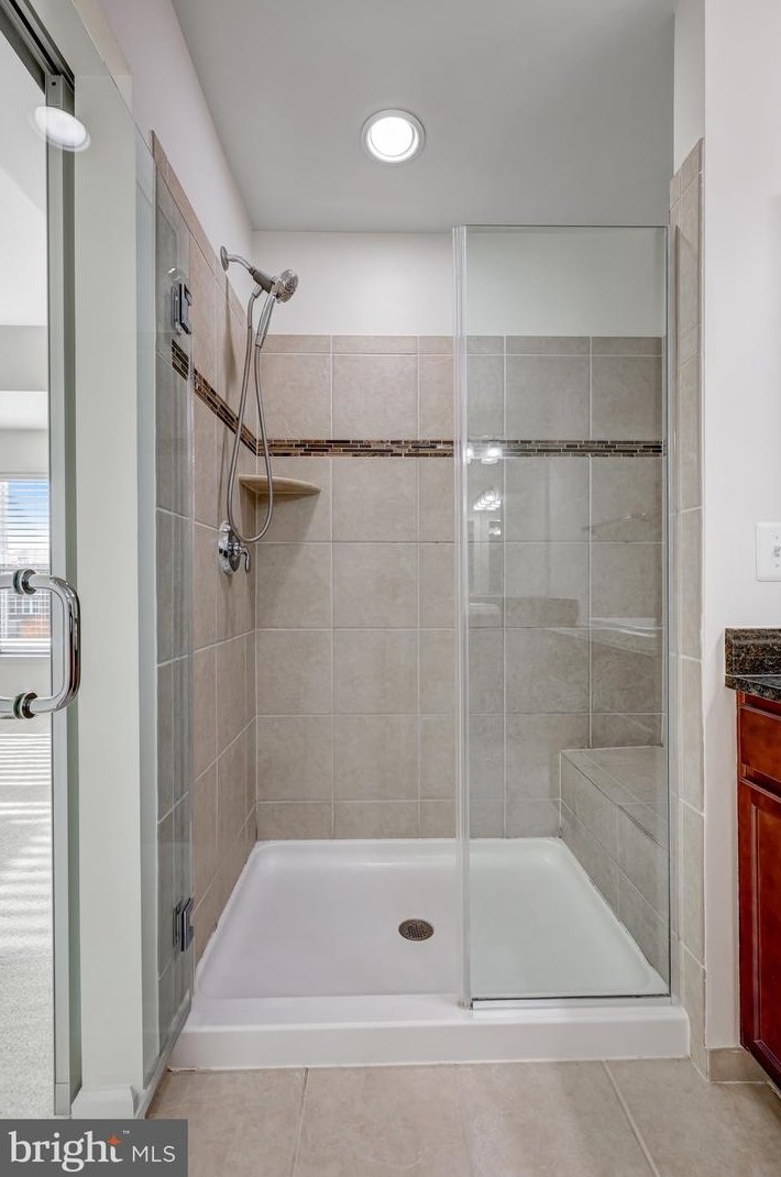 23419 Epperson Sq, Ashburn VA  20148-7428 exterior