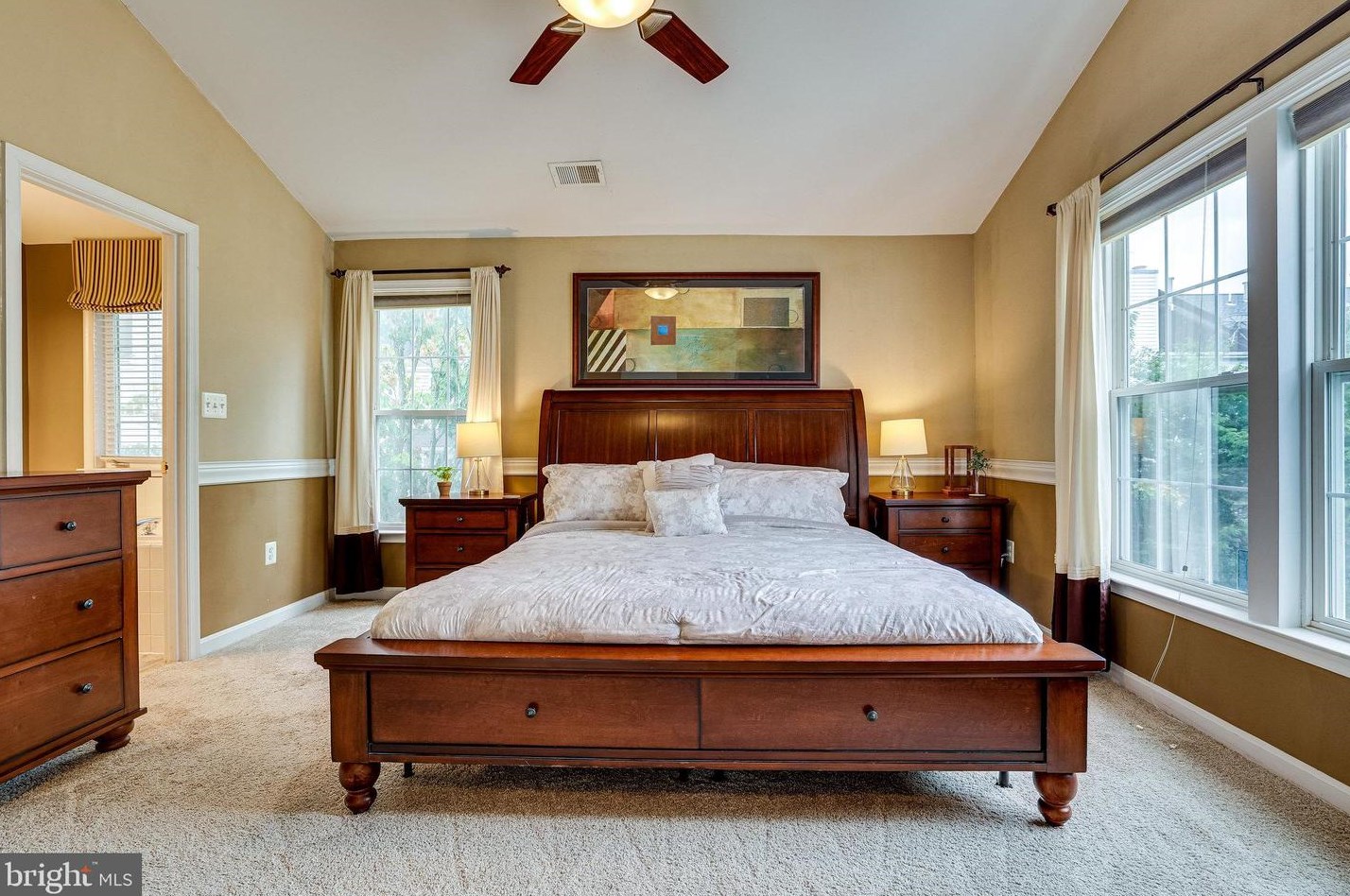 46683 Cavendish Sq, Sterling VA  20165-4324 exterior