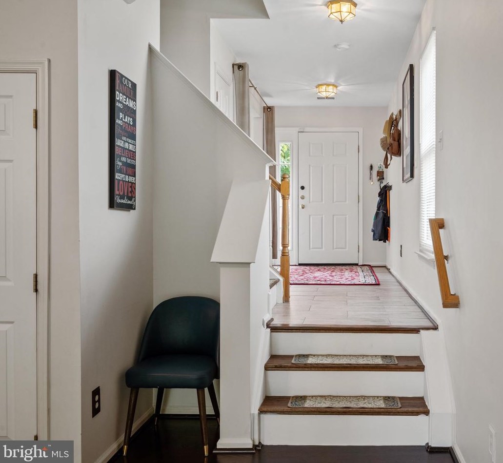 22340 Great Trail Ter, Dulles VA  20164-5228 exterior