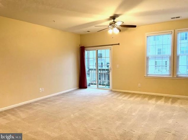 42317 San Juan Ter, Stone Ridge VA  20105-5513 exterior