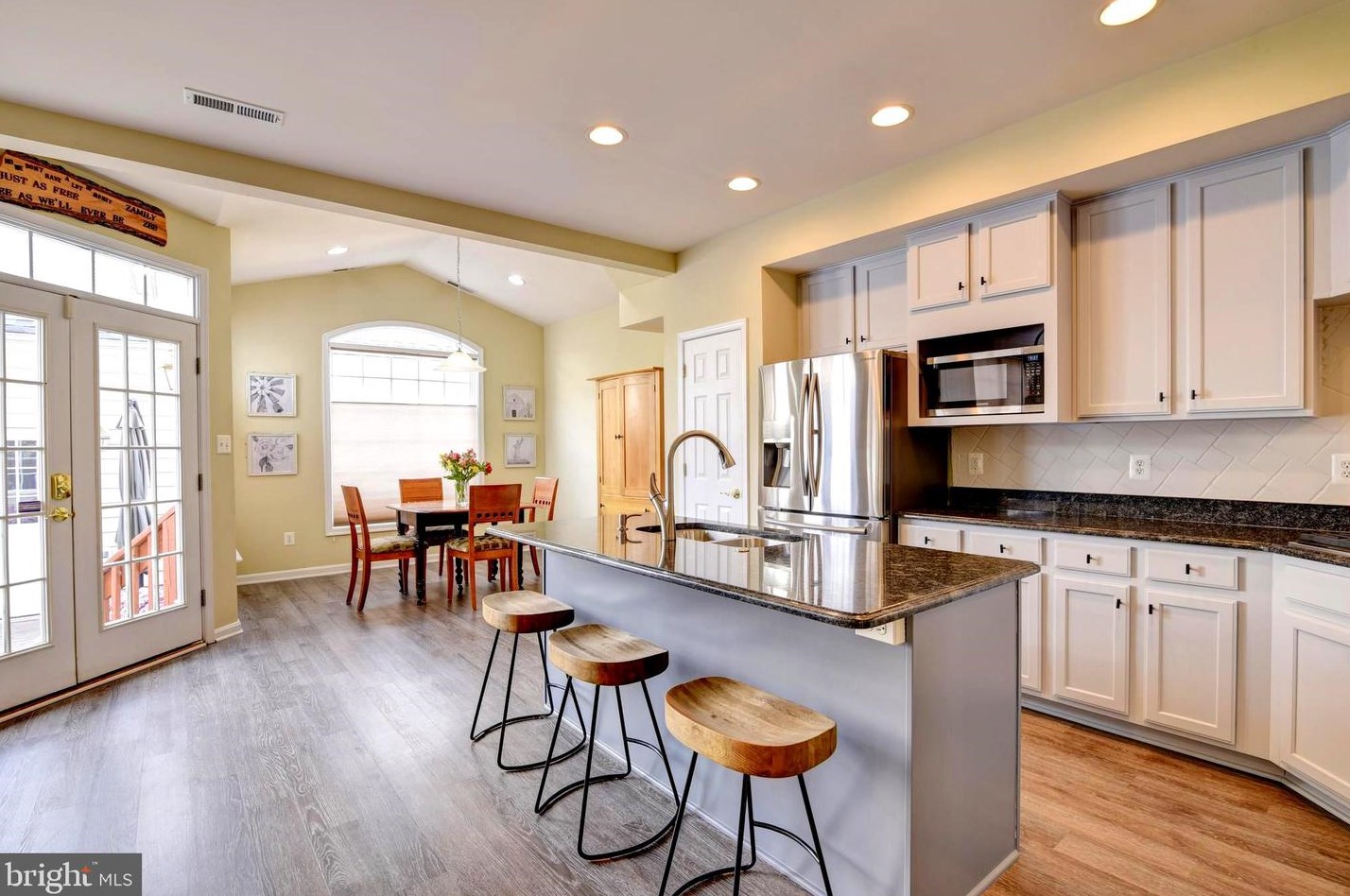 42494 Legacy Park Dr, Ashburn VA  20148-5616 exterior