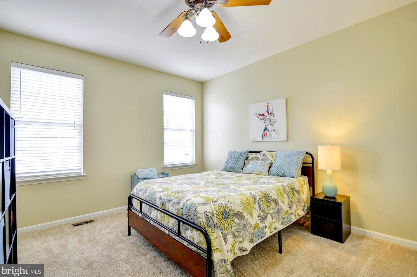 42494 Legacy Park Dr, Ashburn VA  20148-5616 exterior