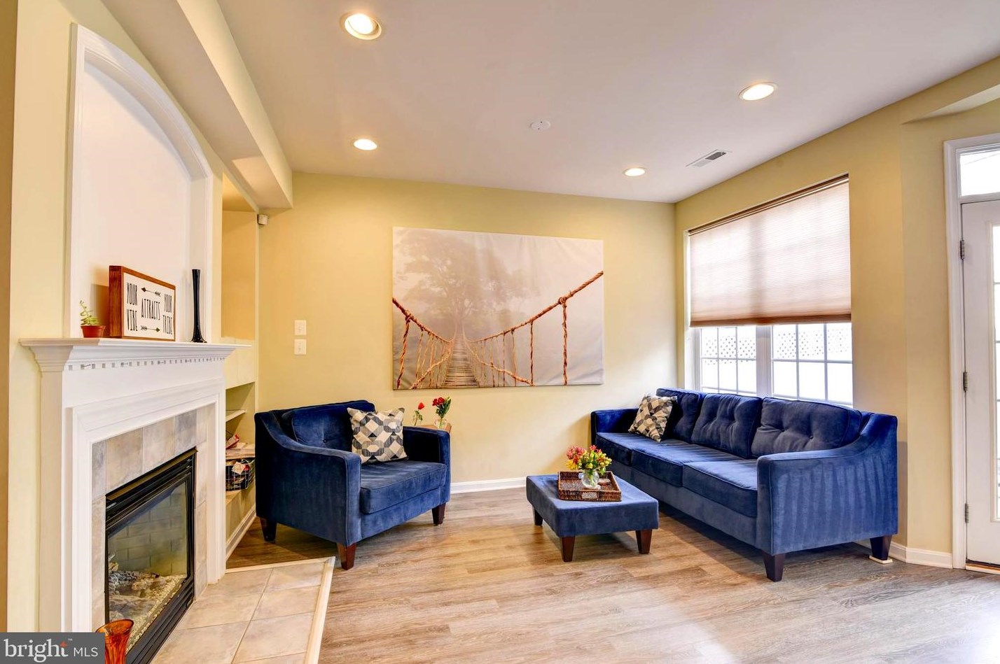 42494 Legacy Park Dr, Ashburn VA  20148-5616 exterior