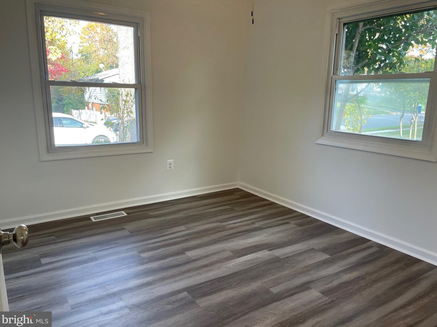 607 Nettle Tree Rd, Dulles VA  20164-4725 exterior