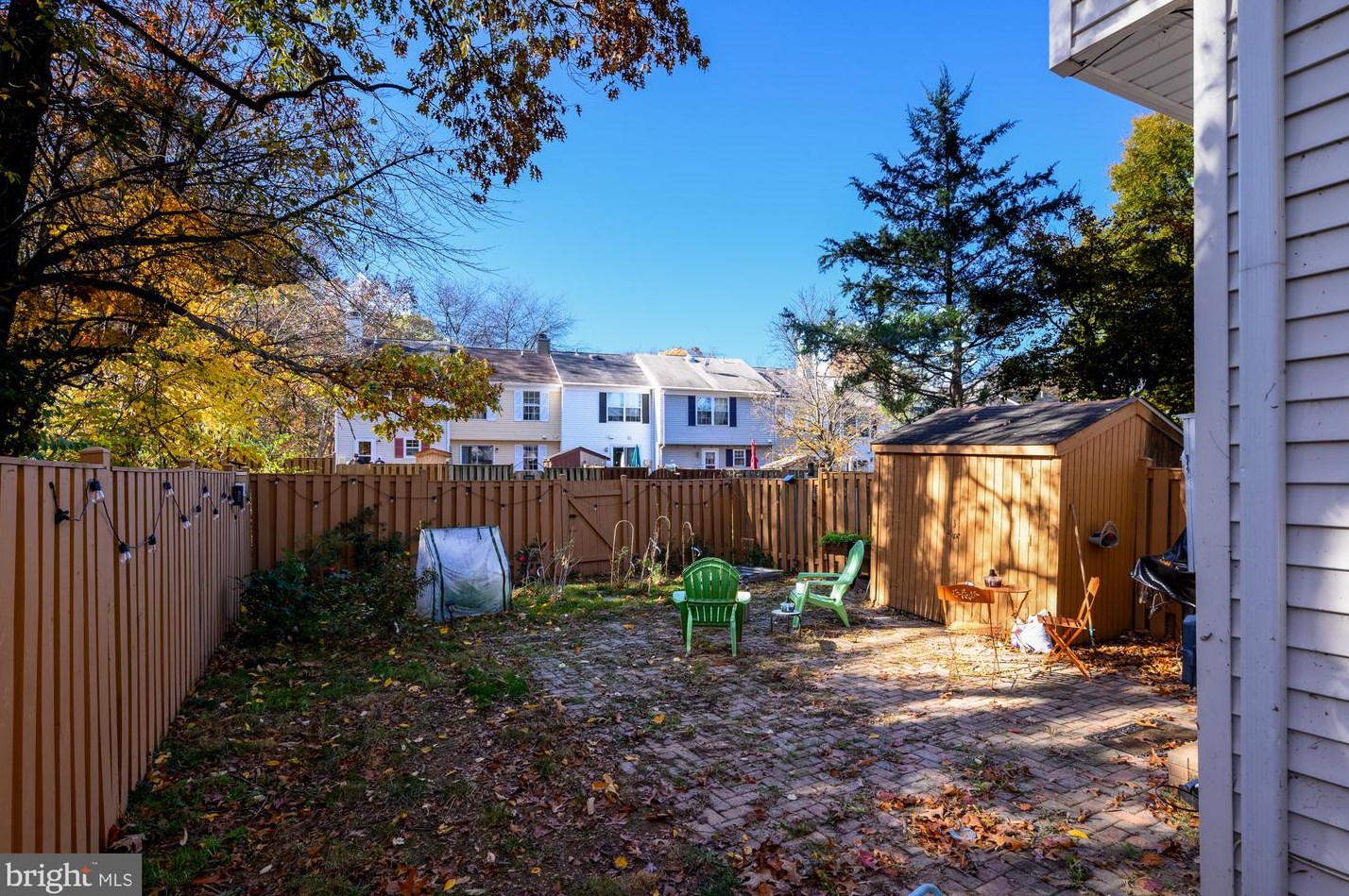 34 Devon Ct, Dulles VA  20165-5766 exterior