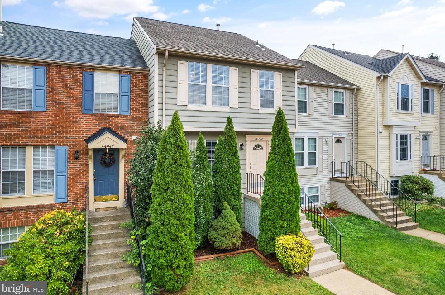 44046 Choptank Ter, Ashburn VA  20147-3943 exterior