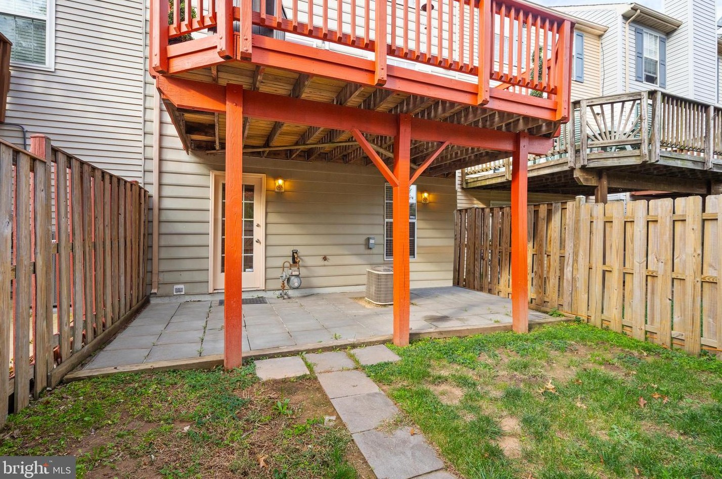 44046 Choptank Ter, Ashburn VA  20147-3943 exterior