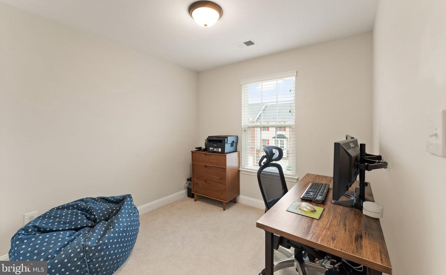 45940 Grammercy Ter, Dulles VA  20166-7806 exterior