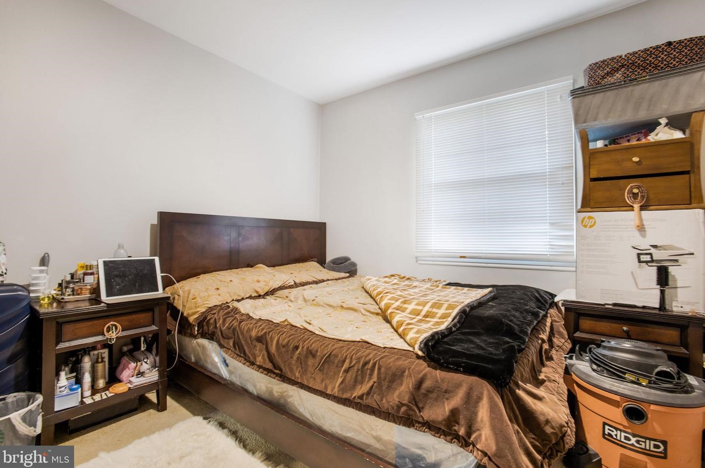 1802 Craig St, Dulles VA  20164-3533 exterior