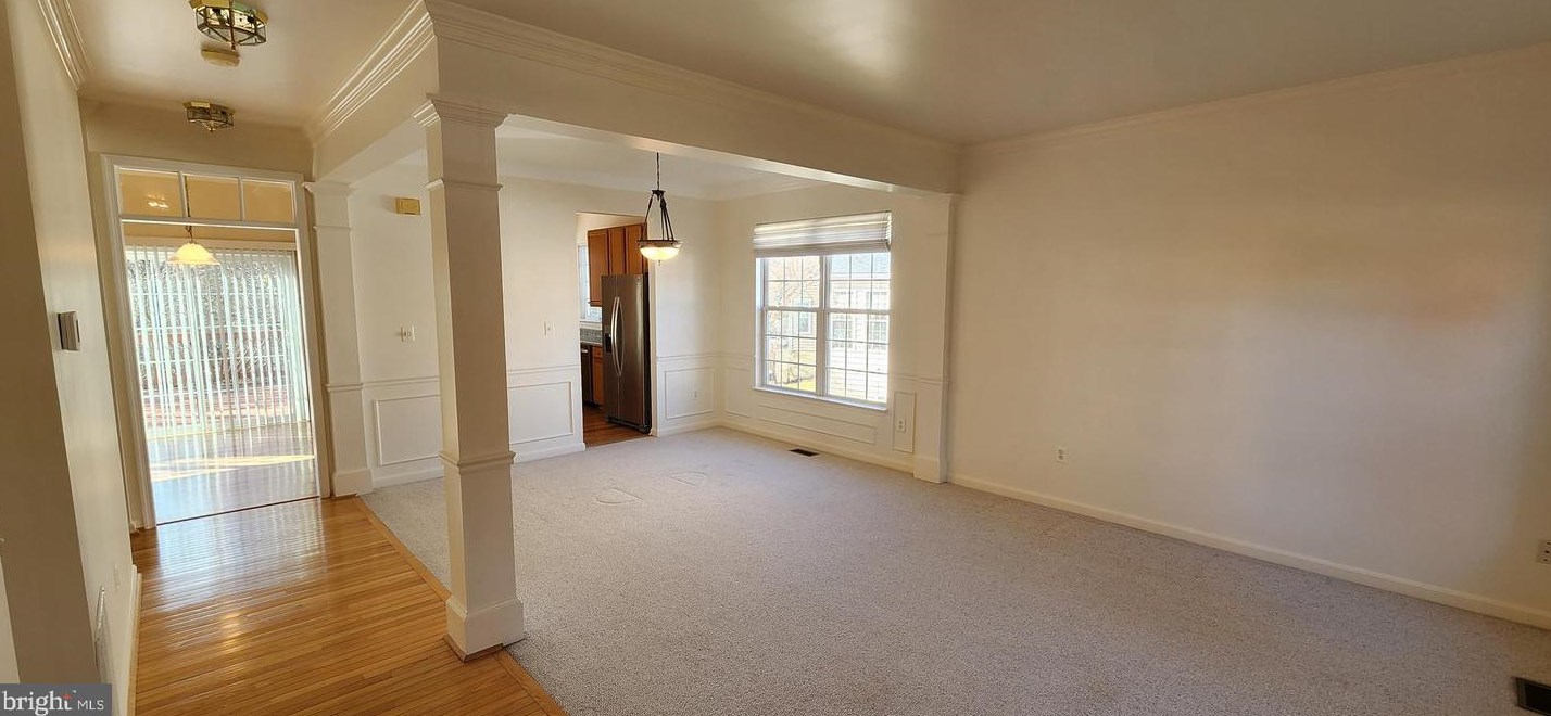 21439 Plymouth Pl, Ashburn VA  20147-4546 exterior