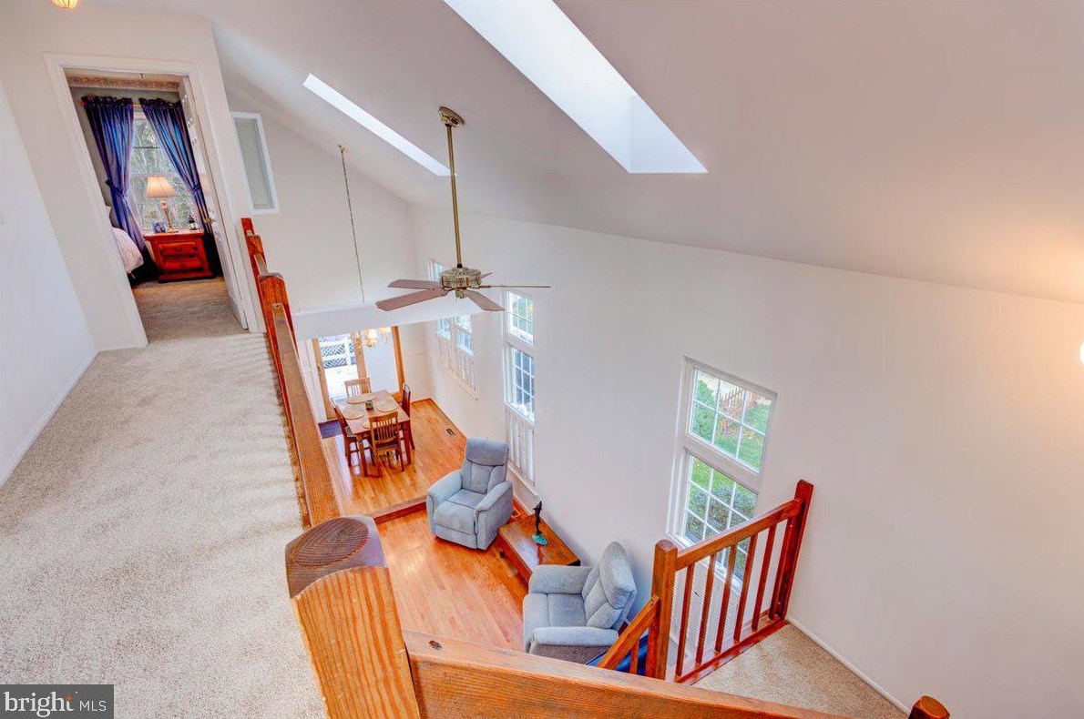 10 Lindenwood Ct, Dulles VA  20165-5643 exterior