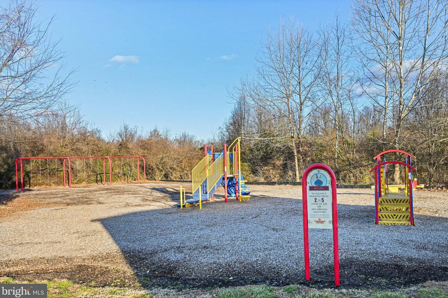 19896 Fieldgrass Sq, Ashburn VA  20147-2760 exterior