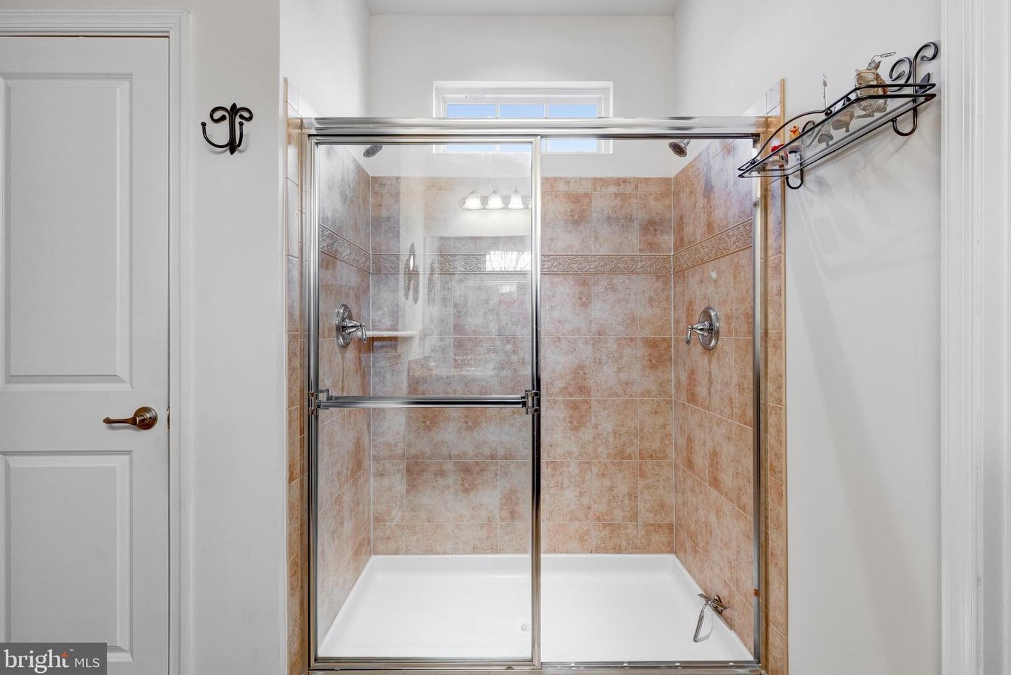 22939 Chinkapin Oak Ter, Dulles VA  20166-7803 exterior