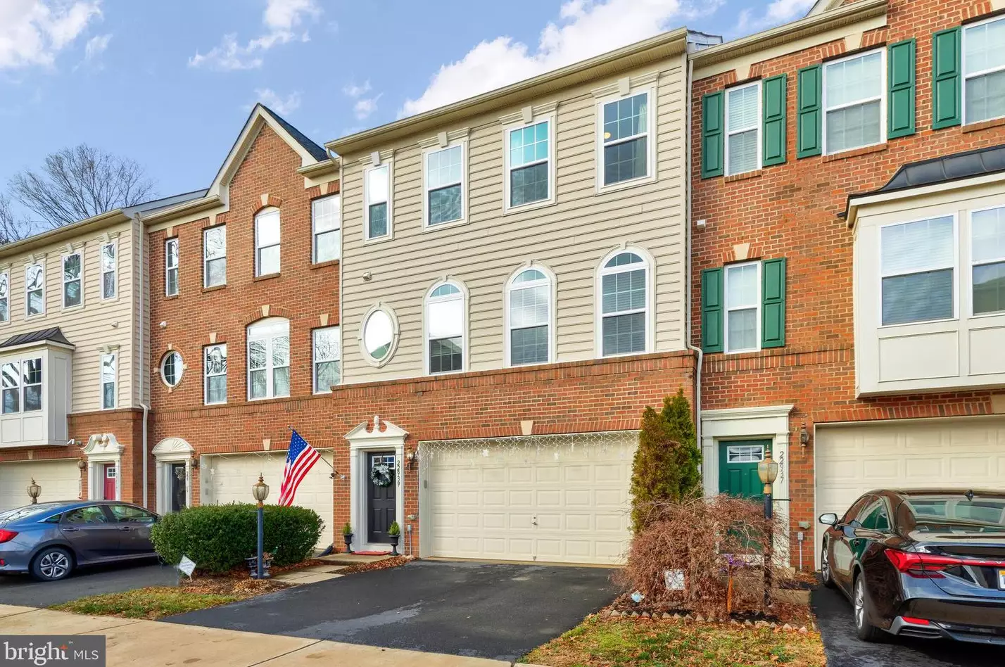 22939 Chinkapin Oak Ter, Dulles VA  20166-7803 exterior