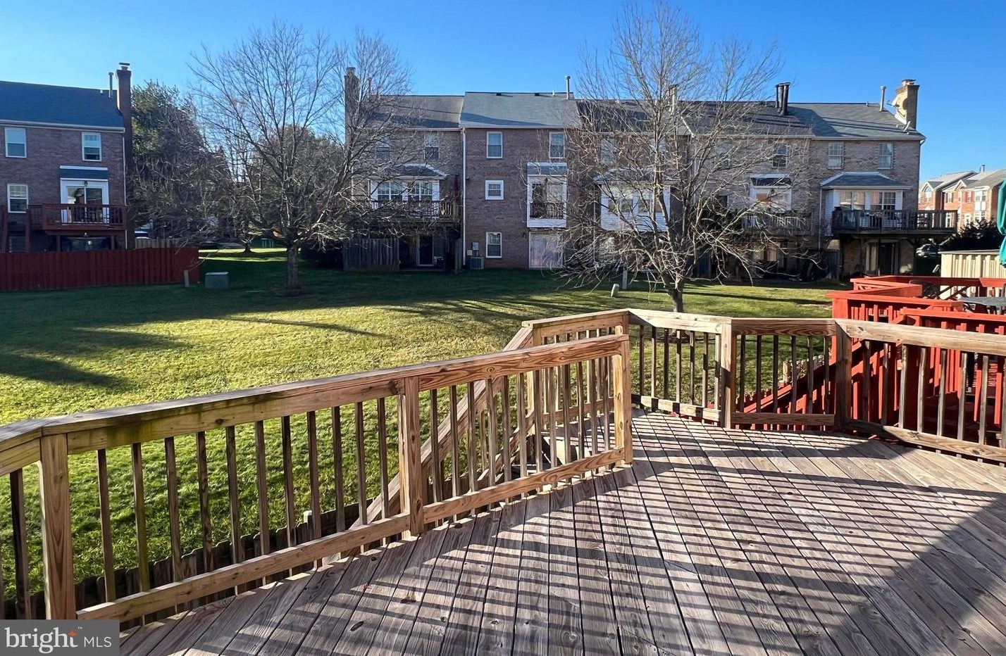 21109 Chandler Ct, Dulles VA  20164-6300 exterior