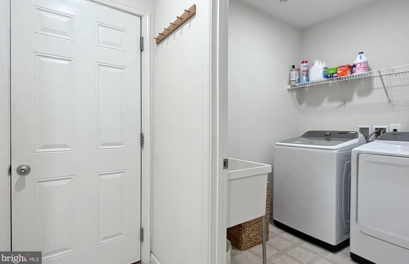 42979 Spyder Pl, Fairfax VA  20152-3480 exterior