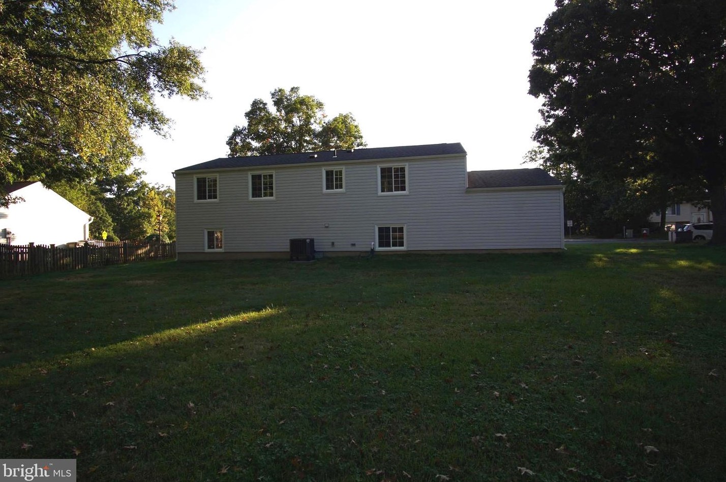 107 Forest Ridge Dr, Dulles VA  20164-2812 exterior