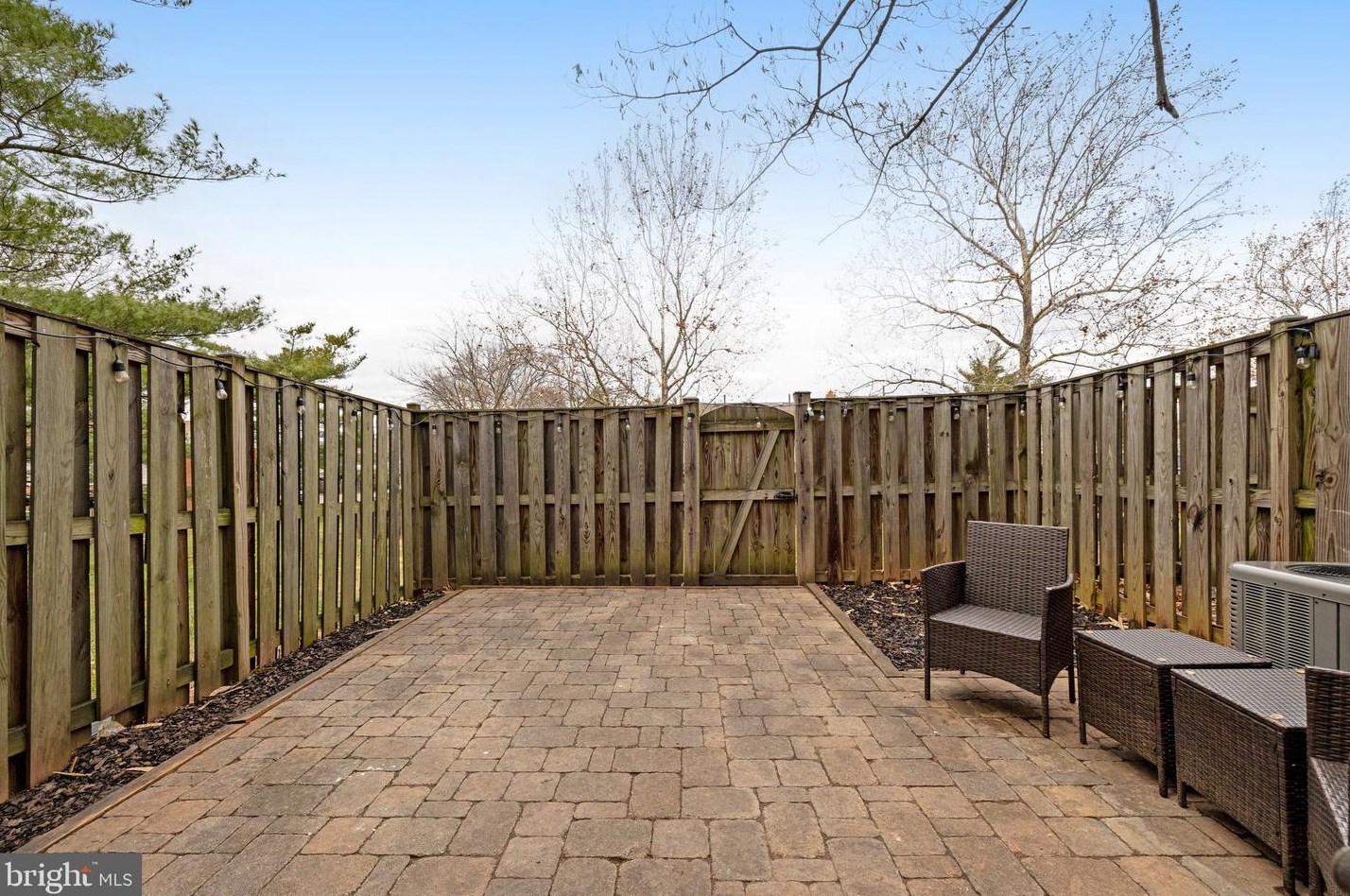 133 Baylor Dr, Dulles VA  20164-5434 exterior