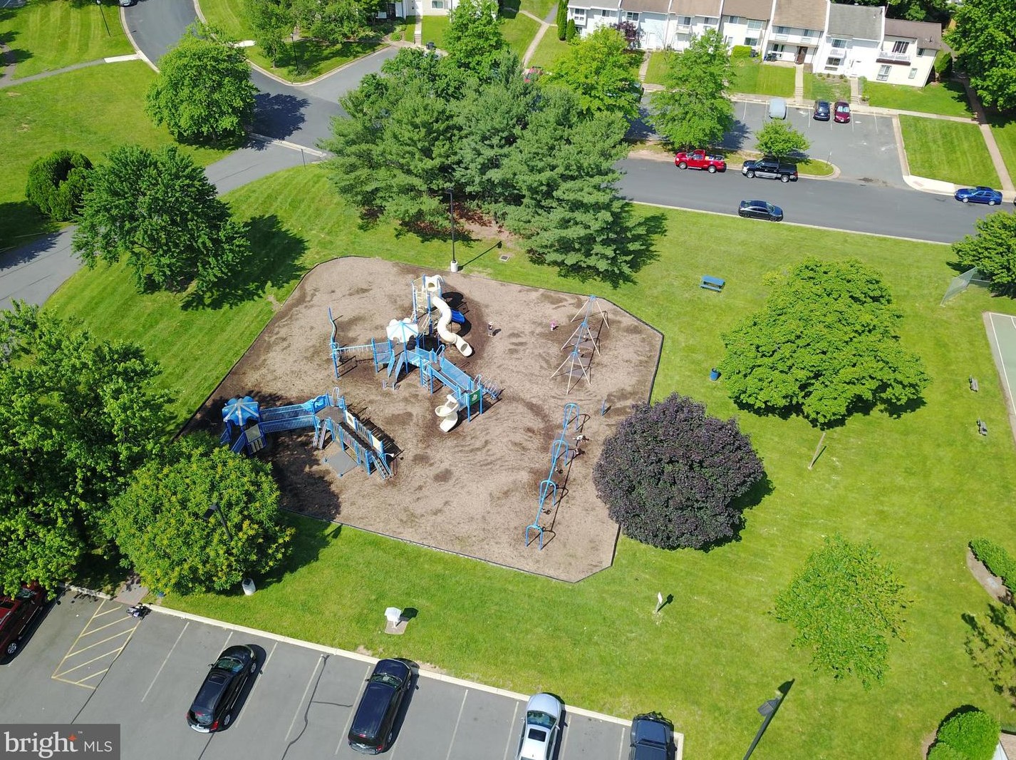 231 Penny Ln, Dulles VA  20164-1607 exterior