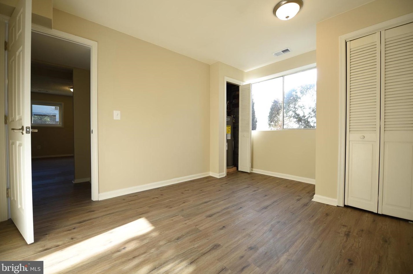 231 Penny Ln, Dulles VA  20164-1607 exterior