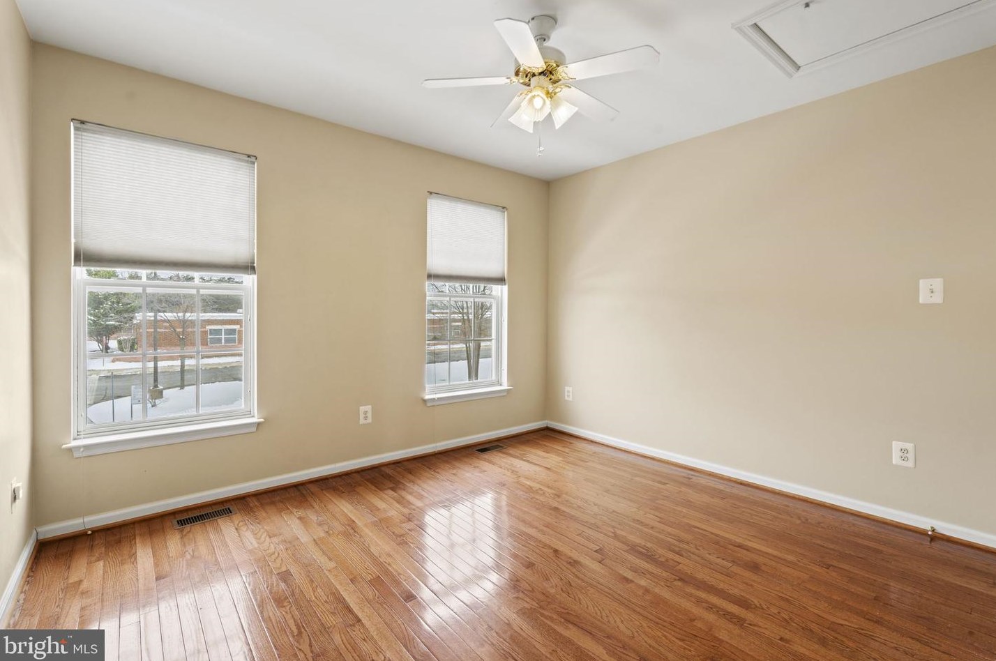 20234 Nightwatch St, Ashburn VA  20147-7421 exterior