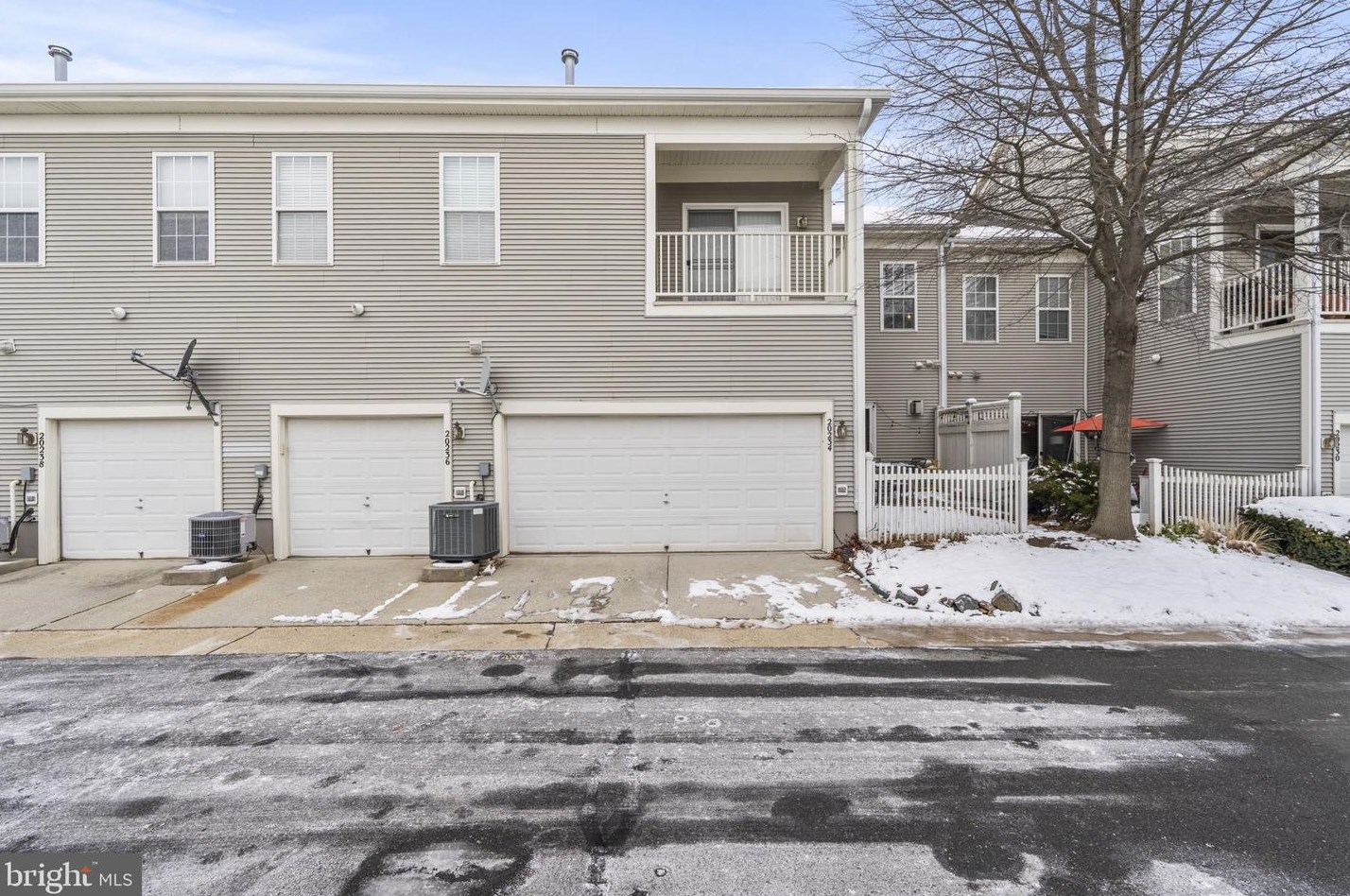 20234 Nightwatch St, Ashburn VA  20147-7421 exterior