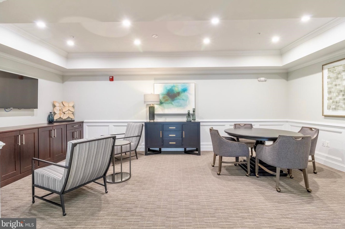 21025 Rocky Knoll Sq, Ashburn VA  20147-5713 exterior