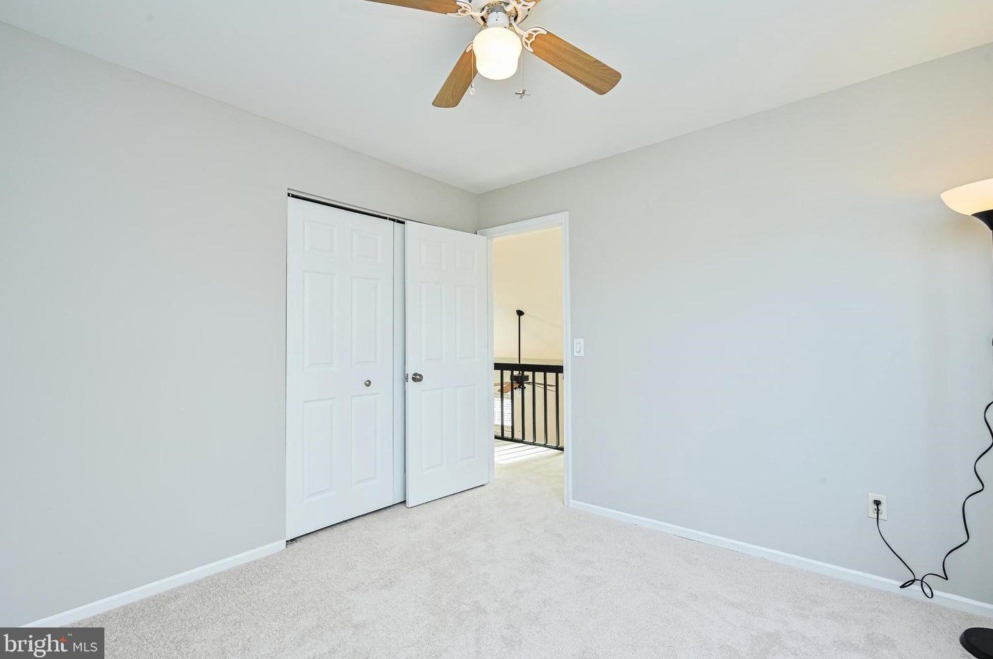 18 Oakdale Ct, Dulles VA  20165-5641 exterior