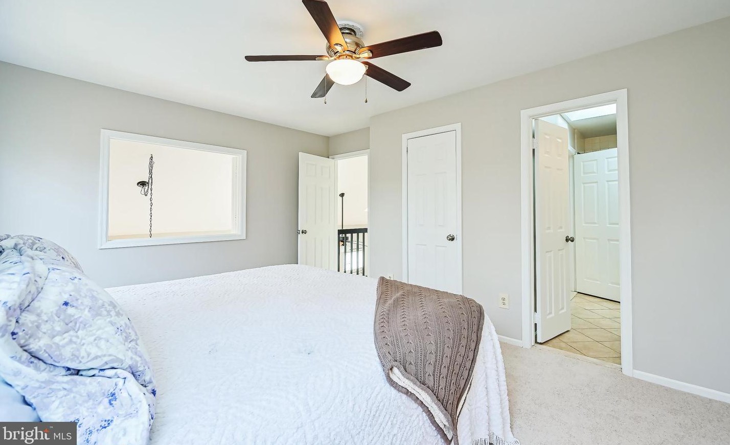 18 Oakdale Ct, Dulles VA  20165-5641 exterior