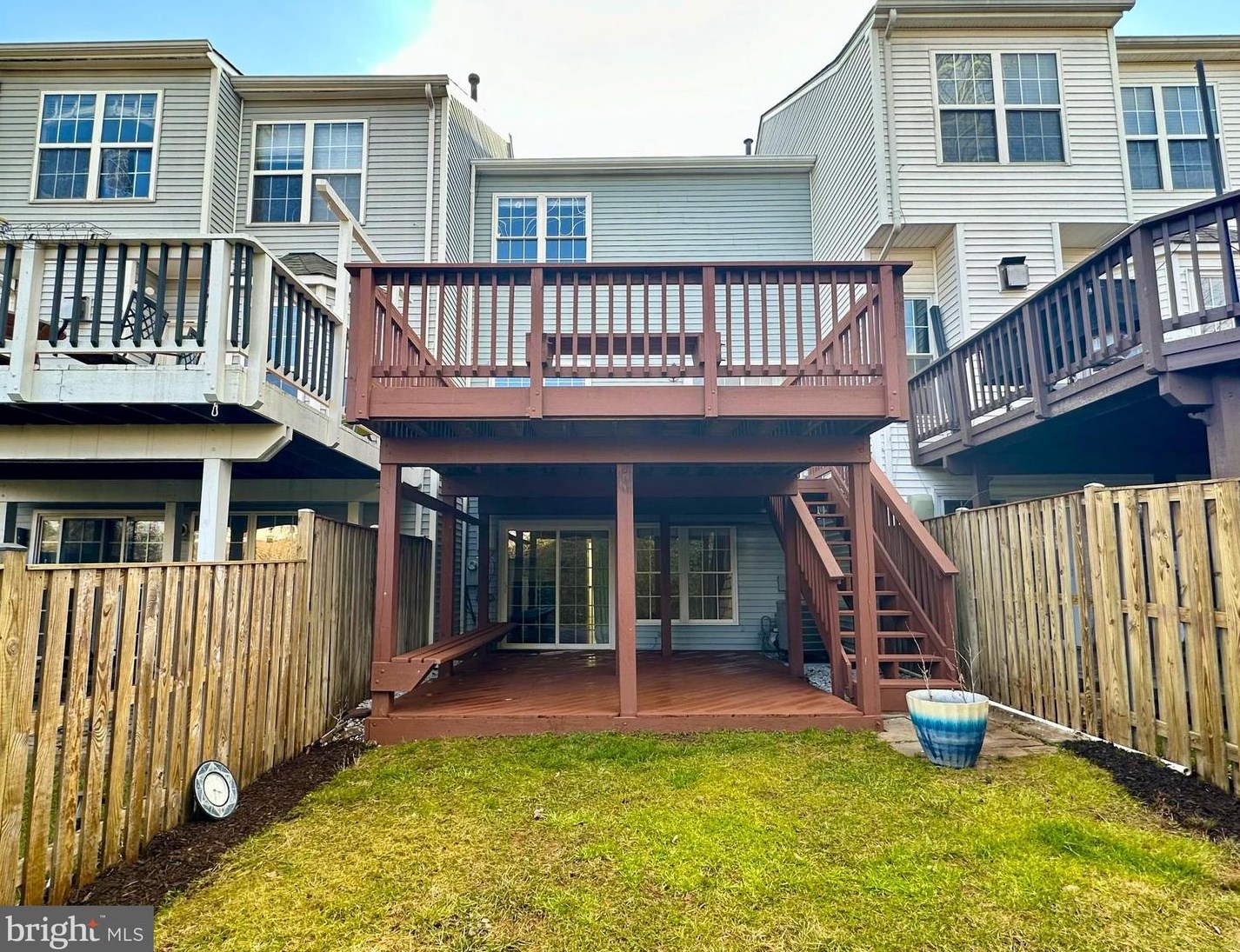 44112 Tippecanoe Ter, Ashburn VA  20147-4817 exterior
