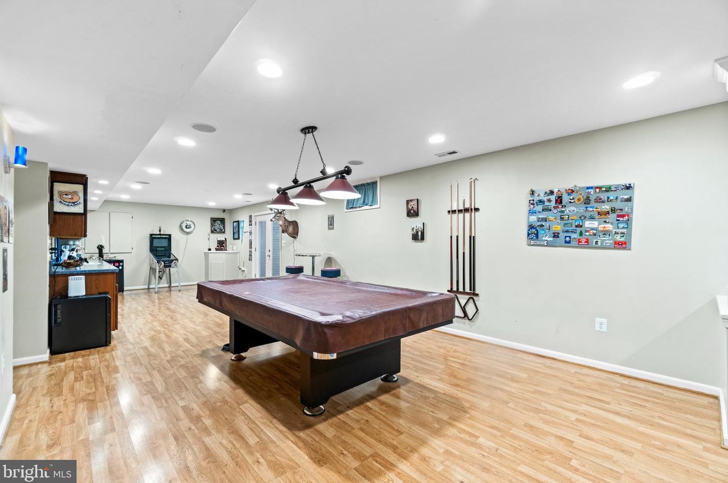 43126 Arundell Ct, Ashburn VA  20148-5021 exterior