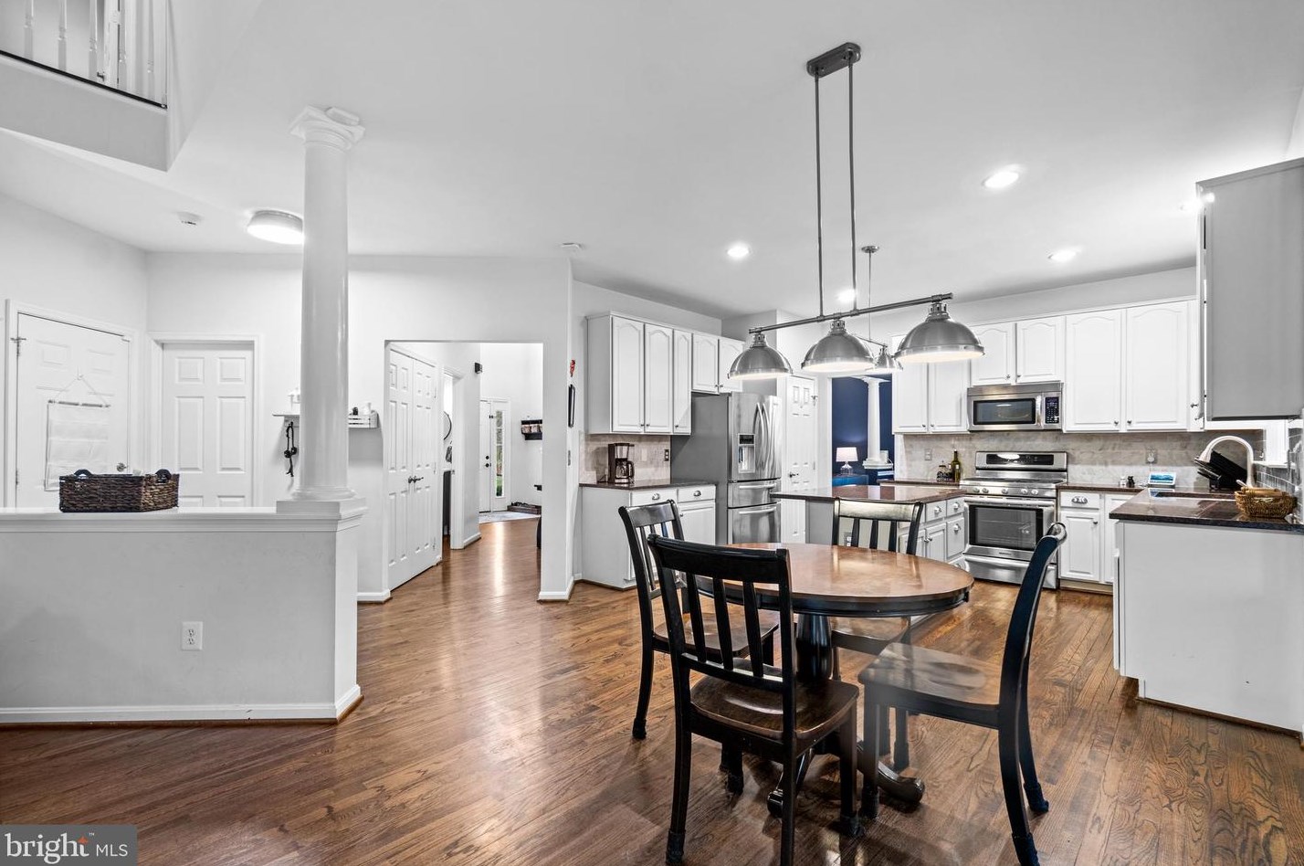 43126 Arundell Ct, Ashburn VA  20148-5021 exterior