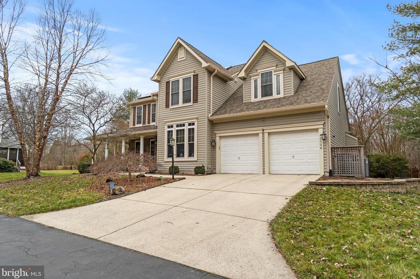 43126 Arundell Ct, Ashburn VA  20148-5021 exterior