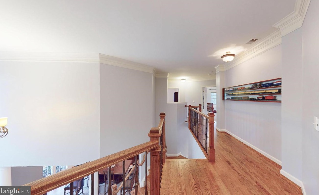 47305 Middle Bluff Pl, Dulles VA  20165-3131 exterior