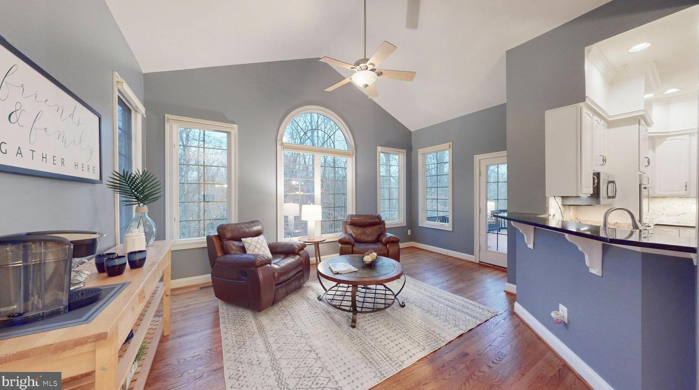 47305 Middle Bluff Pl, Dulles VA  20165-3131 exterior